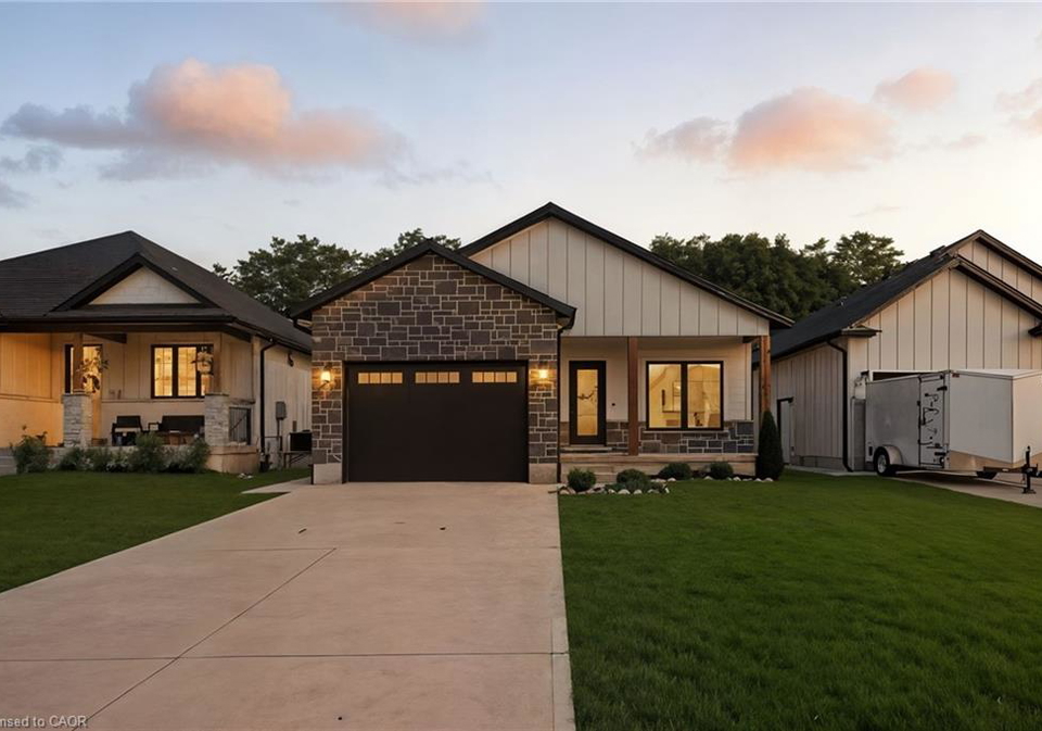 7-macneil-court-port-burwell-ontario-40796583