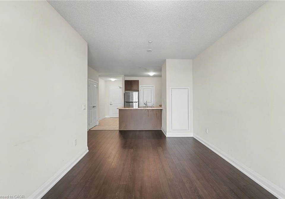 5917-main-street-stouffville-ontario-40796726