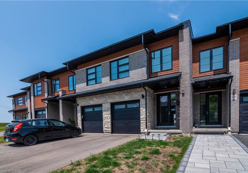 939-robert-ferrie-drive-kitchener-ontario-40796809