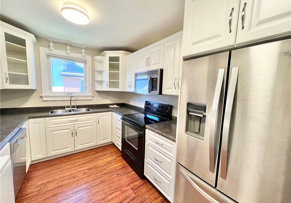 336-rolling-meadows-drive-kitchener-ontario-40796819