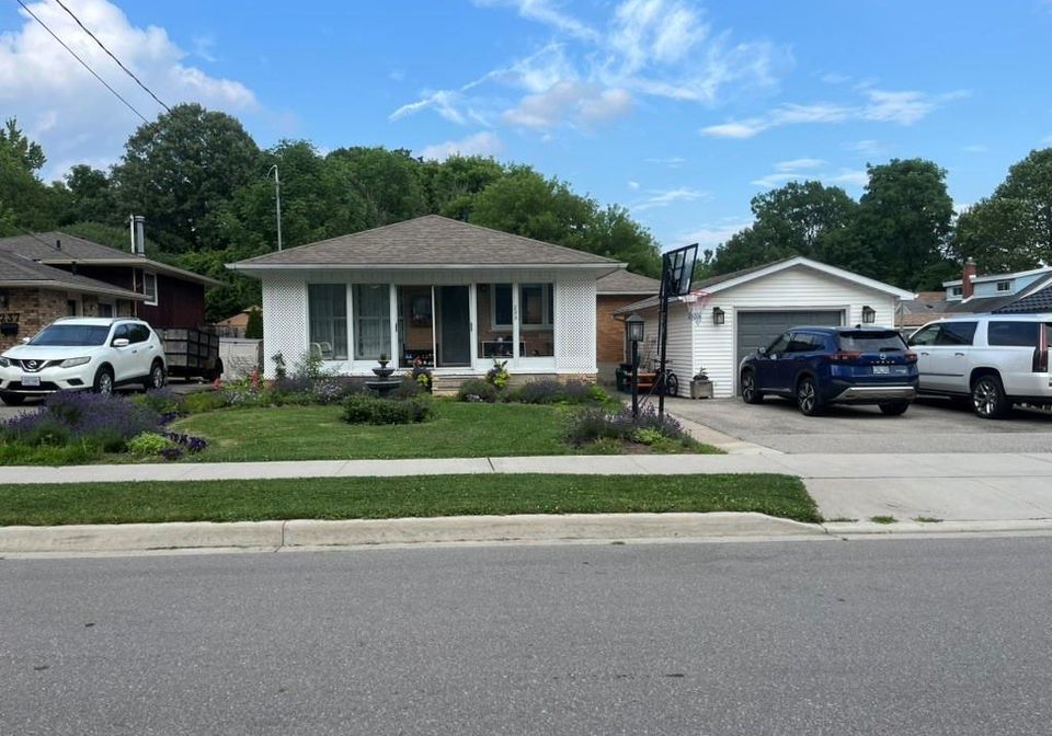 235-fearnwood-street-cambridge-ontario-40796860