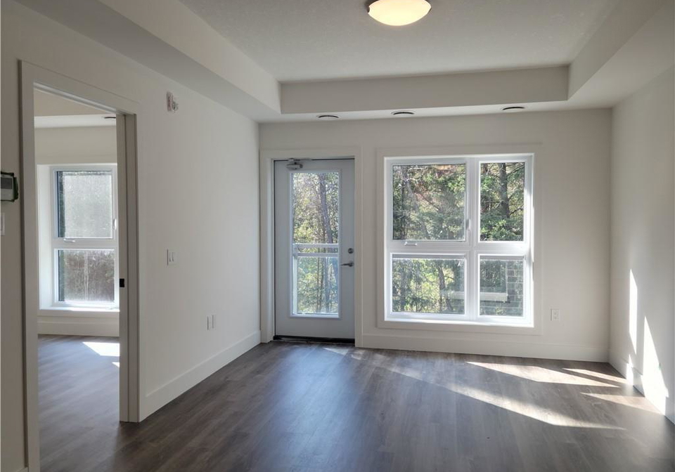 1201-lackner-boulevard-kitchener-ontario-40796971