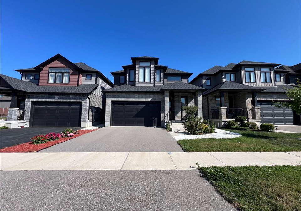 14-queensgate-crescent-breslau-ontario-40796973