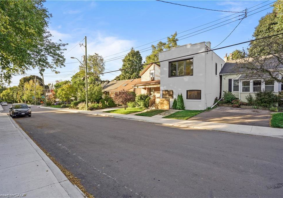 30-jones-street-hamilton-ontario-40797002