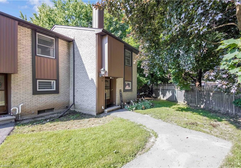 215-glamis-road-cambridge-ontario-40797018