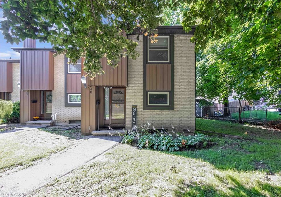 215-glamis-road-cambridge-ontario-40797018