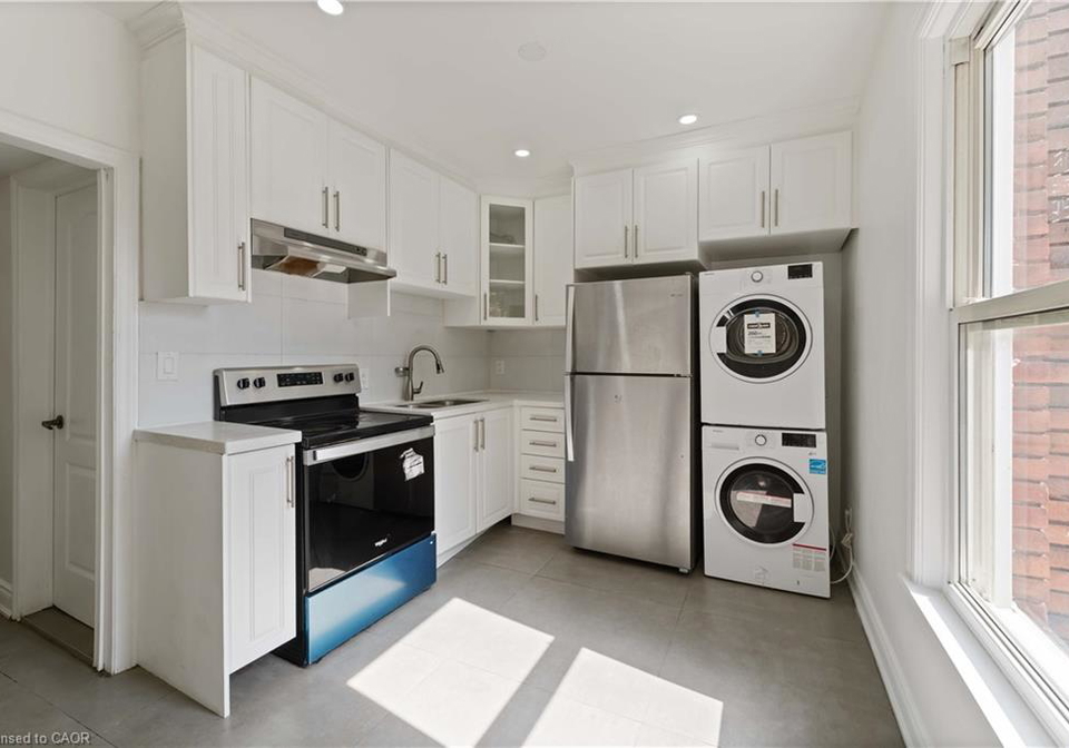 934-barton-street-e-hamilton-ontario-40797107