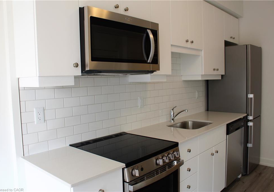 247-northfield-drive-e-waterloo-ontario-40797113
