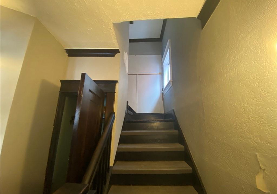 32-simeon-street-kitchener-ontario-40797114