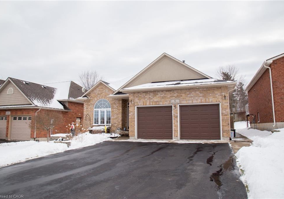 6-driftwood-drive-simcoe-ontario-40797151