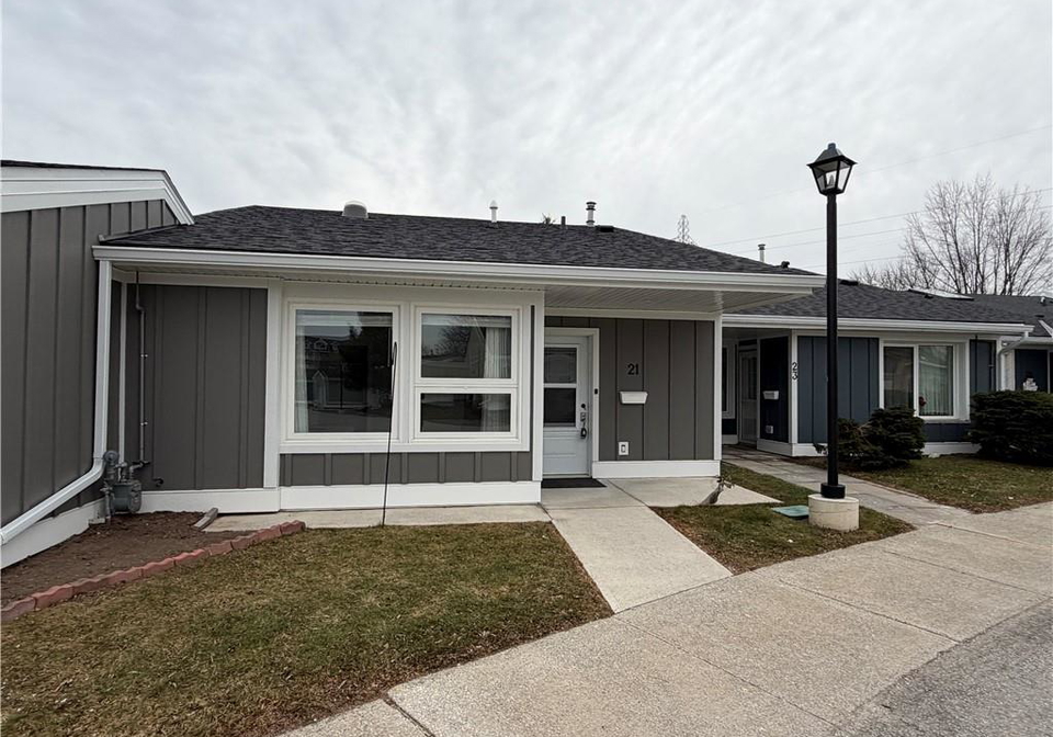 21-gates-lane-hamilton-ontario-40797160