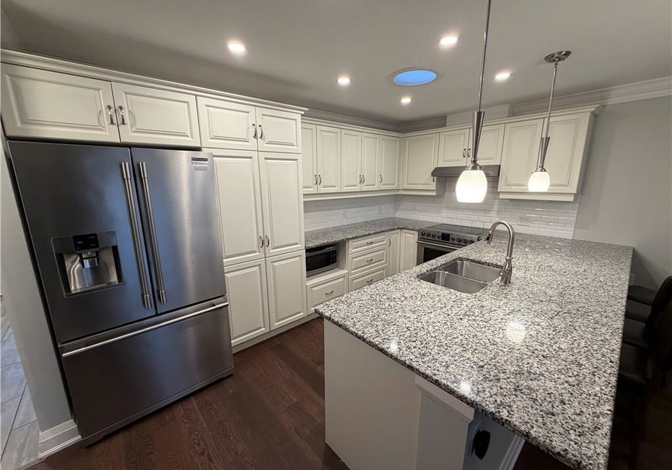 21-gates-lane-hamilton-ontario-40797160