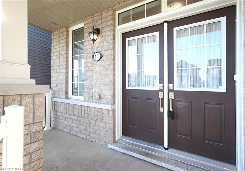 13-honey-comb-trail-thorold-ontario-40797302