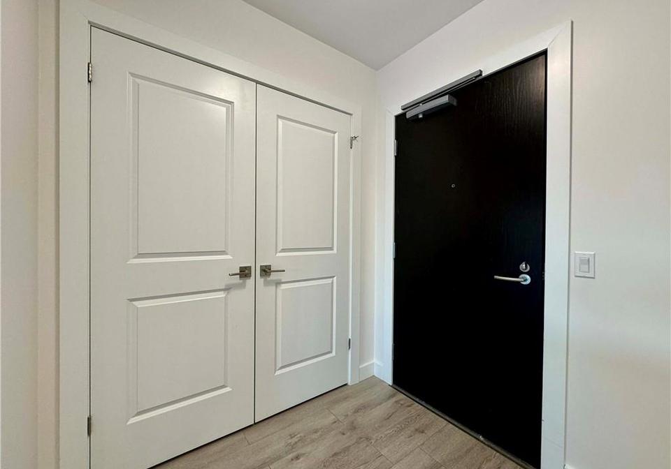 15-glebe-street-cambridge-ontario-40797361