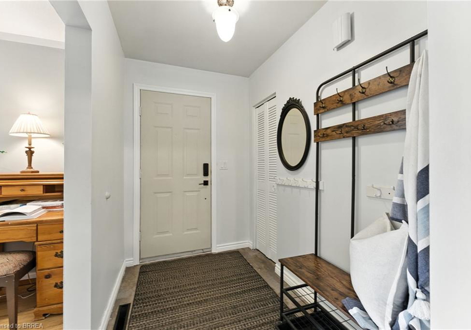 22-mccammon-street-paris-ontario-40797371