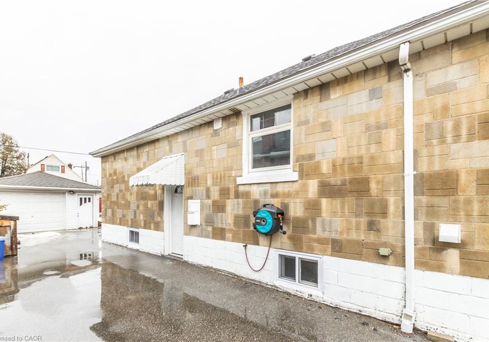 146-glencarry-avenue-hamilton-ontario-40797446