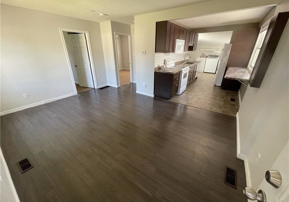 148-wilkes-street-brantford-ontario-40797451