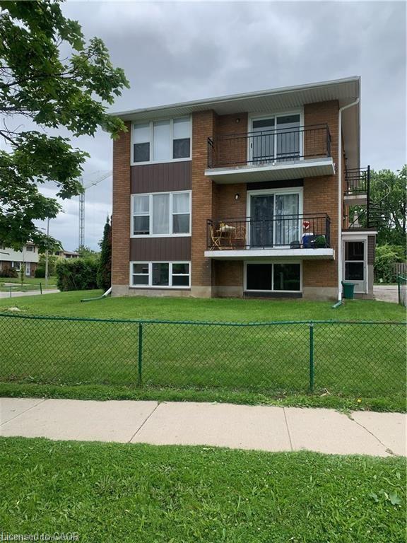 6-elmsdale-drive-kitchener-ontario-40797455
