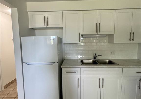 6-elmsdale-drive-kitchener-ontario-40797455