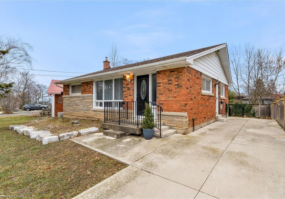47-battlefield-drive-stoney-creek-ontario-40797572