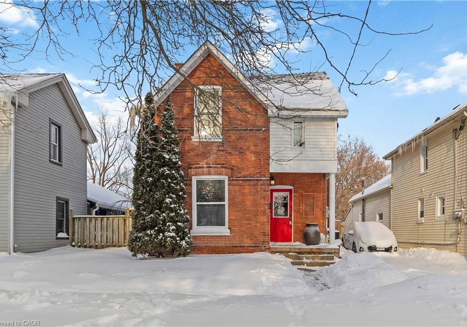 112-eagle-avenue-brantford-ontario-40797579