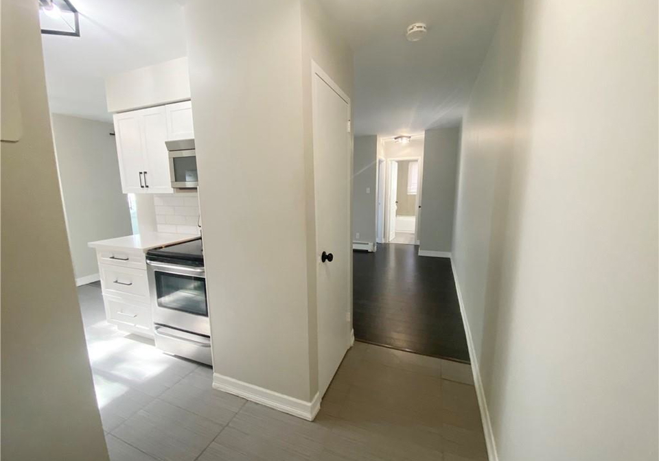 163-chandler-drive-kitchener-ontario-40797651
