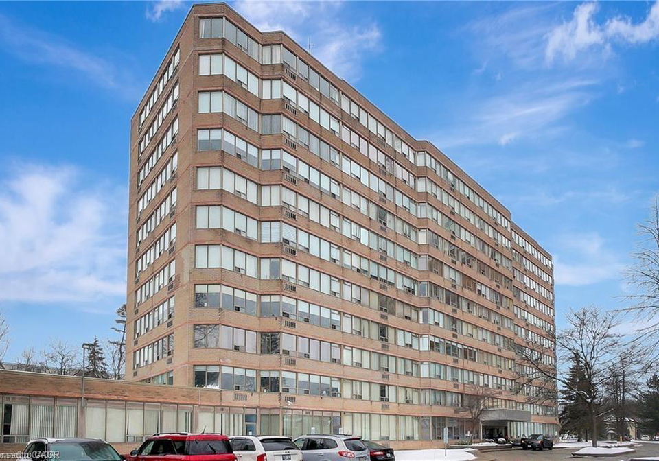 3227-king-street-e-kitchener-ontario-40797653
