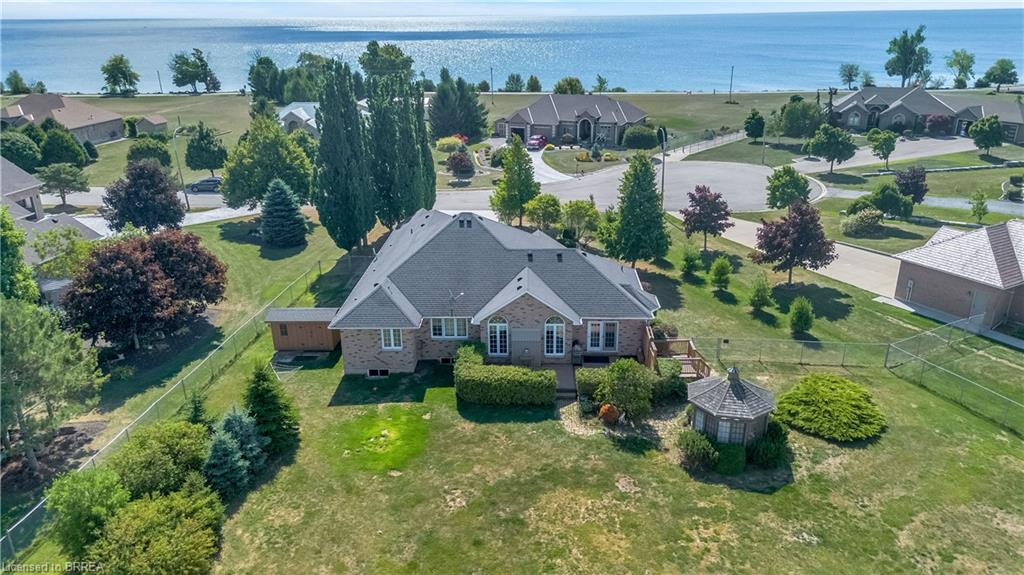 16-featherstone-avenue-selkirk-ontario-40797682