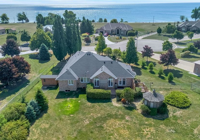 16-featherstone-avenue-selkirk-ontario-40797682