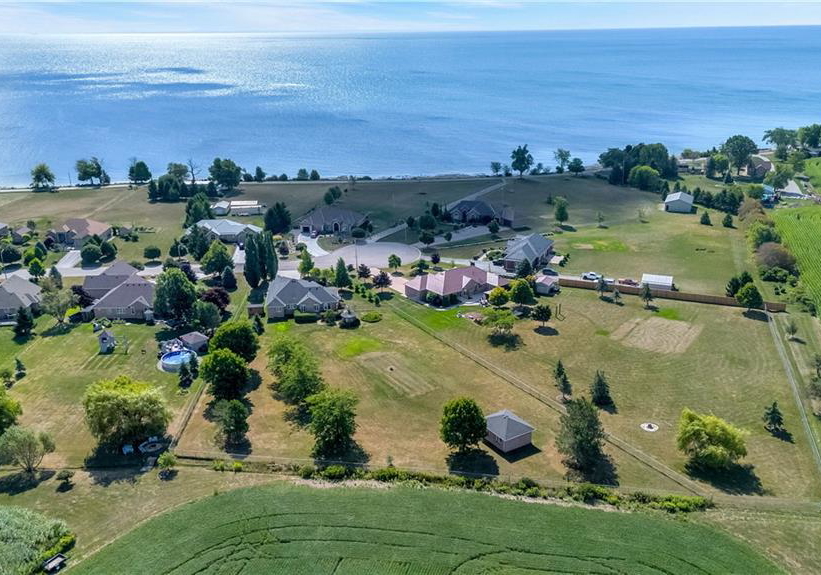 16-featherstone-avenue-selkirk-ontario-40797682