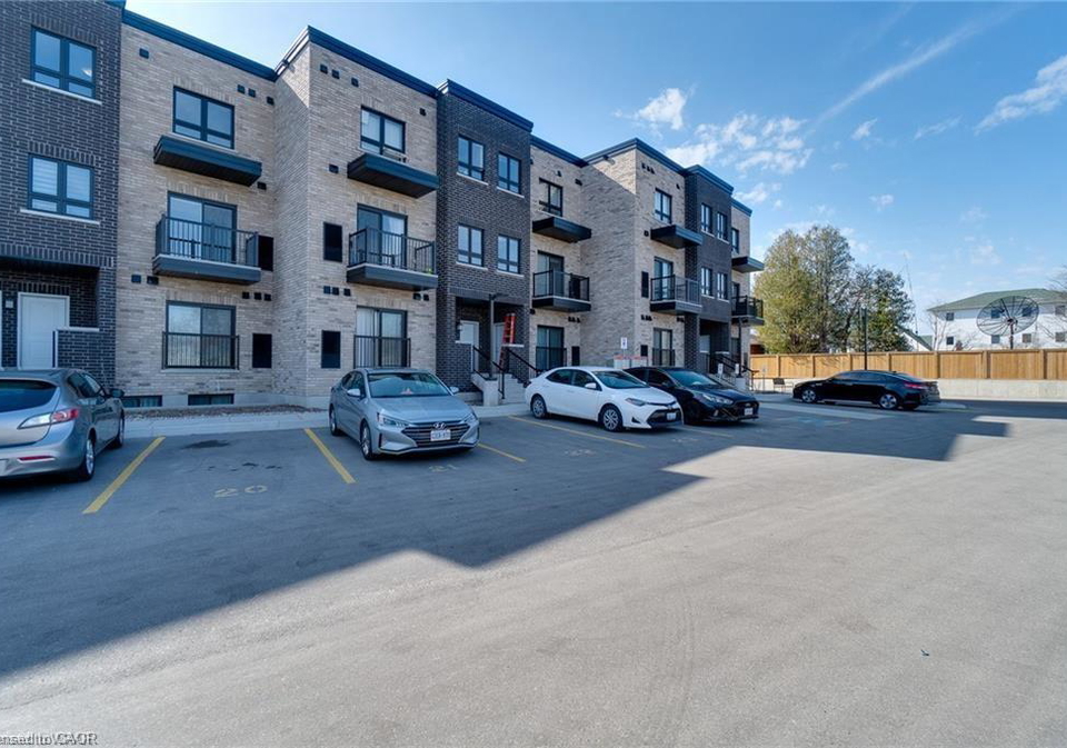 600-victoria-street-s-kitchener-ontario-40797706