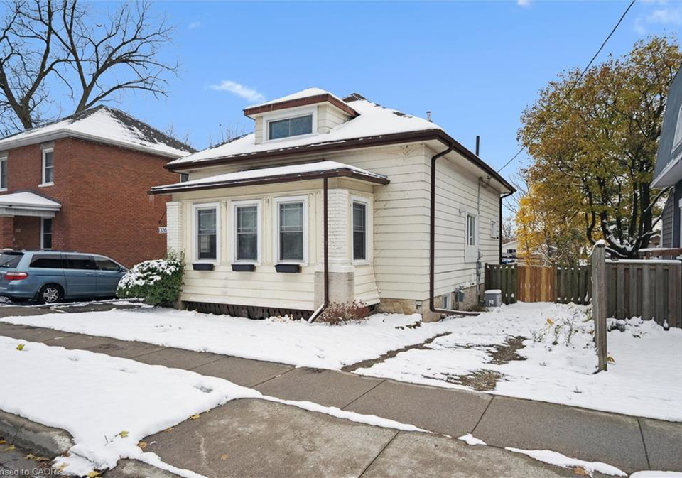 1326-queenston-road-cambridge-ontario-40797777