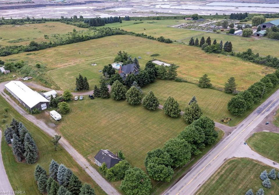 692-concession-5-road-w-flamborough-ontario-40797780