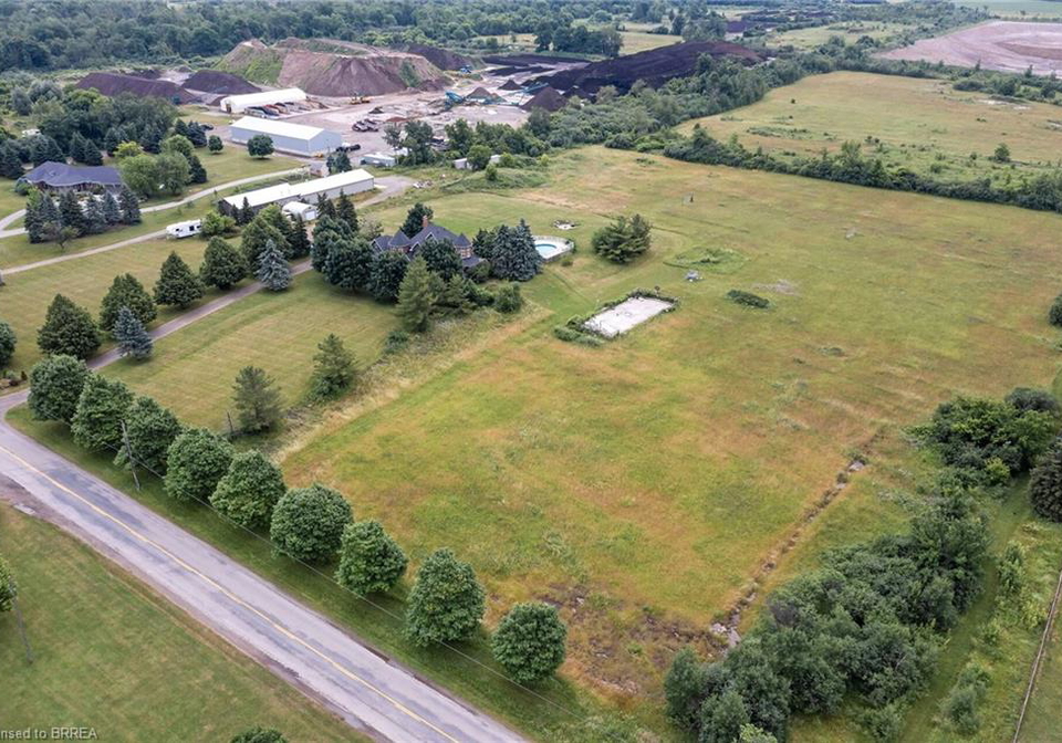692-concession-5-road-w-flamborough-ontario-40797780
