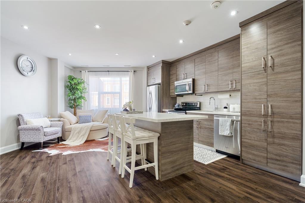 2-king-street-w-dundas-ontario-40797827