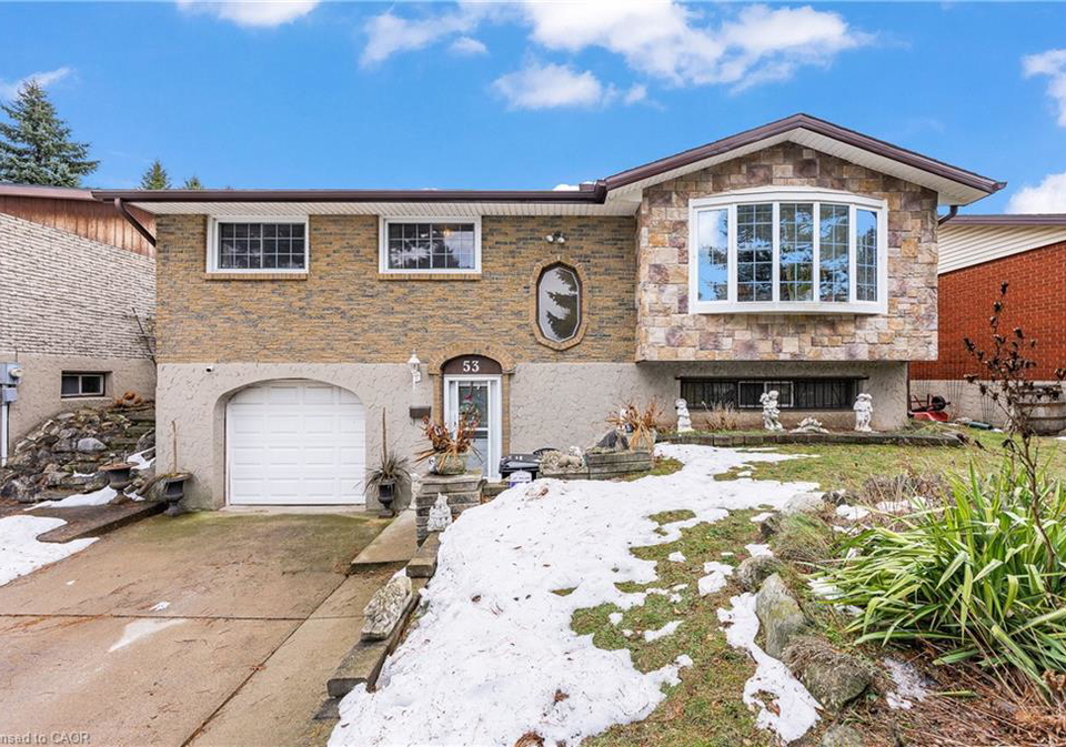 53-bluerock-crescent-cambridge-ontario-40797860