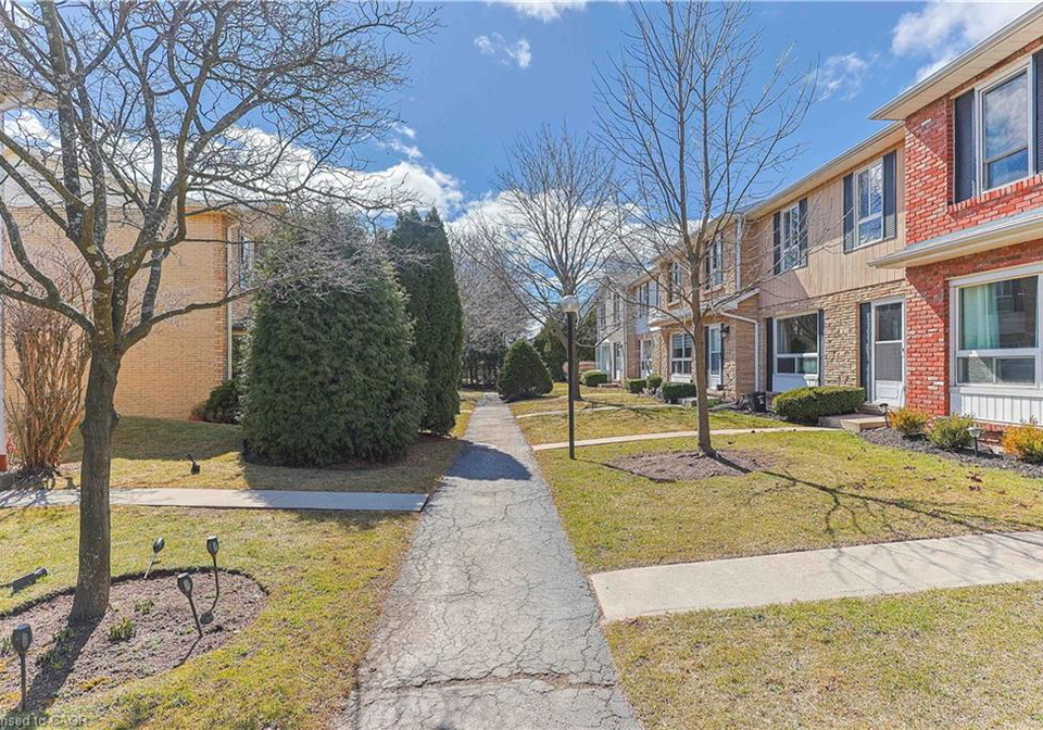 5475-lakeshore-road-burlington-ontario-40797880