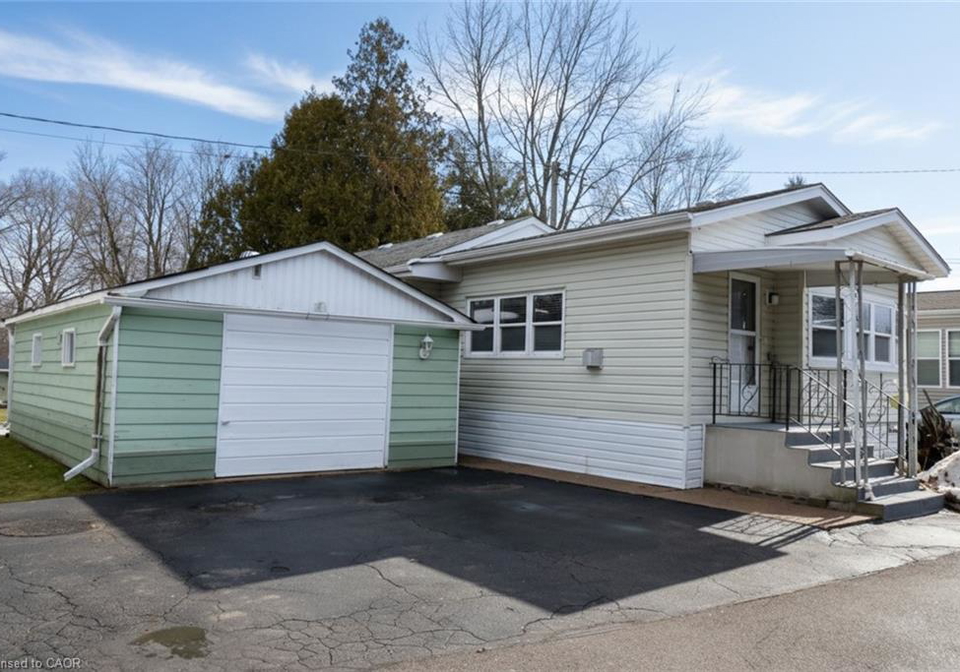 1294-8th-concession-road-w-flamborough-ontario-40797971