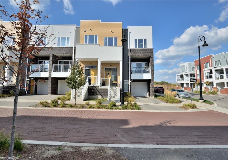 19-visionary-avenue-kitchener-ontario-40797984