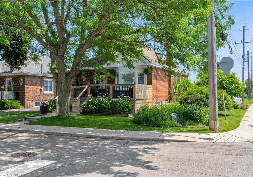 97-bell-avenue-hamilton-ontario-40798061