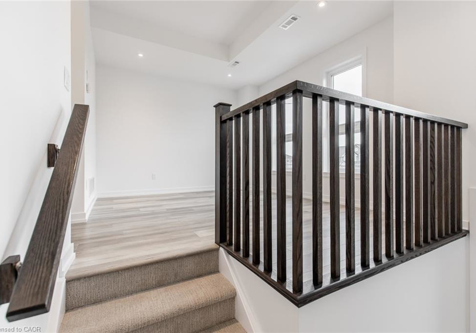 70-kenesky-drive-waterdown-ontario-40798065