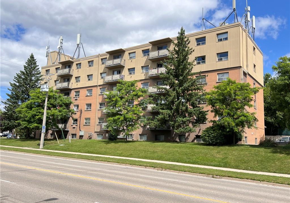 283-fairway-road-n-kitchener-ontario-40798132