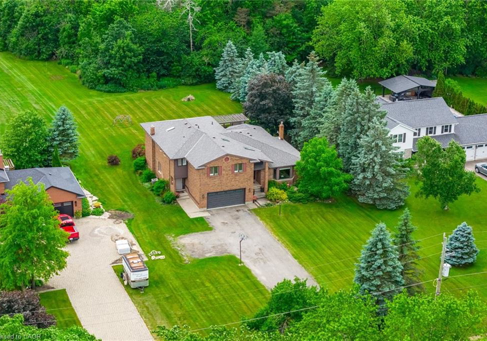 12130-eighth-line-glen-williams-ontario-40798200