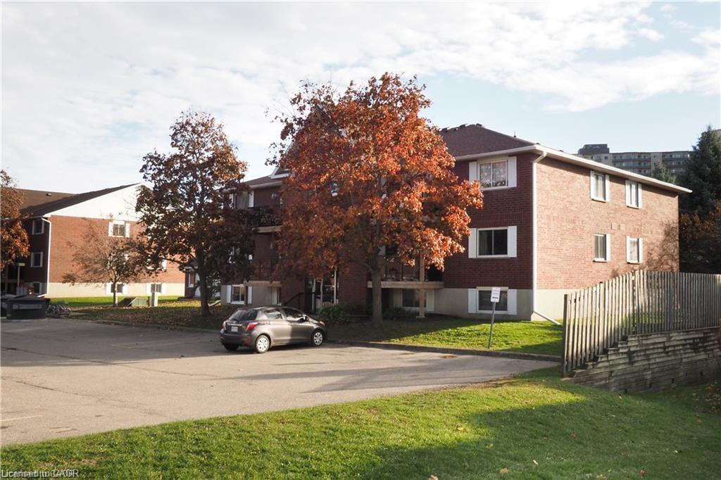 565-greenfield-avenue-kitchener-ontario-40798227