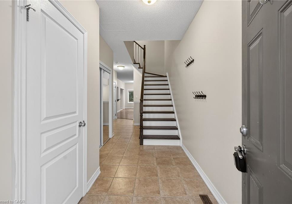 40-myers-lane-ancaster-ontario-40798268