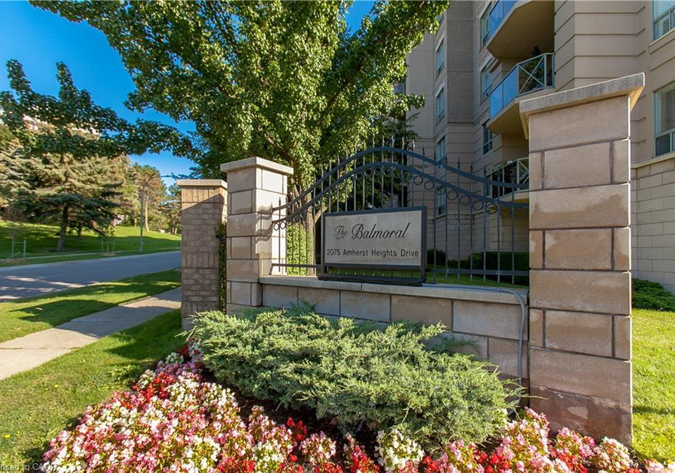 2075-amherst-heights-drive-burlington-ontario-40798298