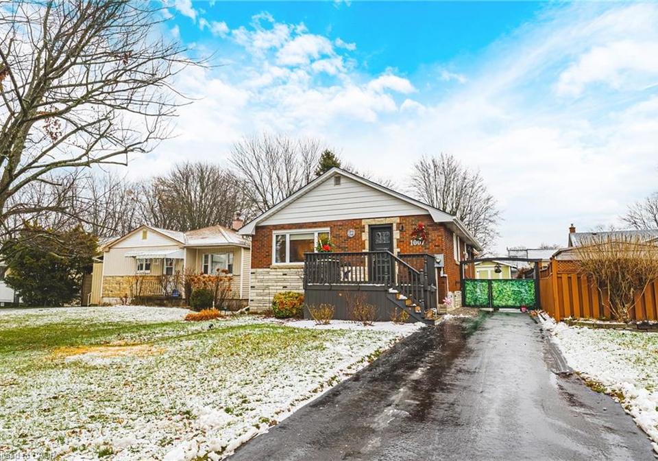 1007-pine-street-dunnville-ontario-40798324