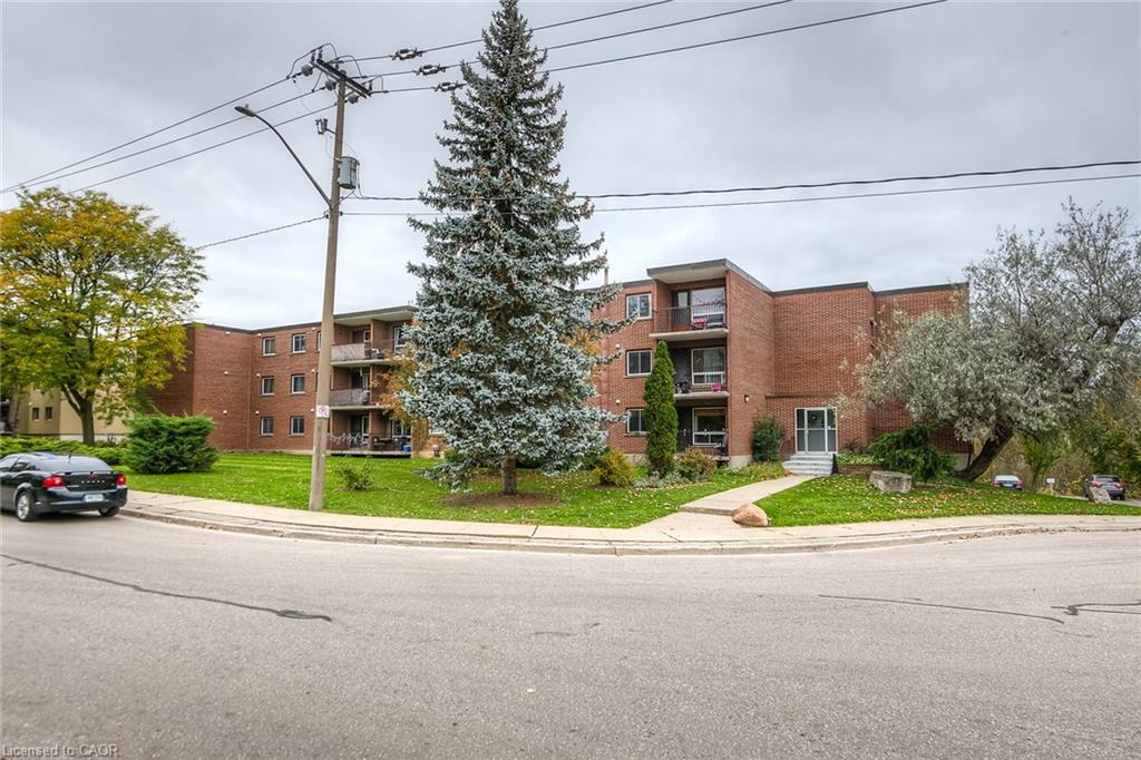 4-avalon-place-kitchener-ontario-40798357