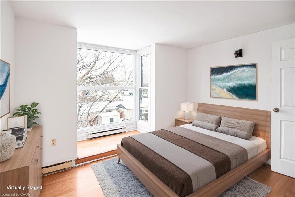 25-britten-close-hamilton-ontario-40798382