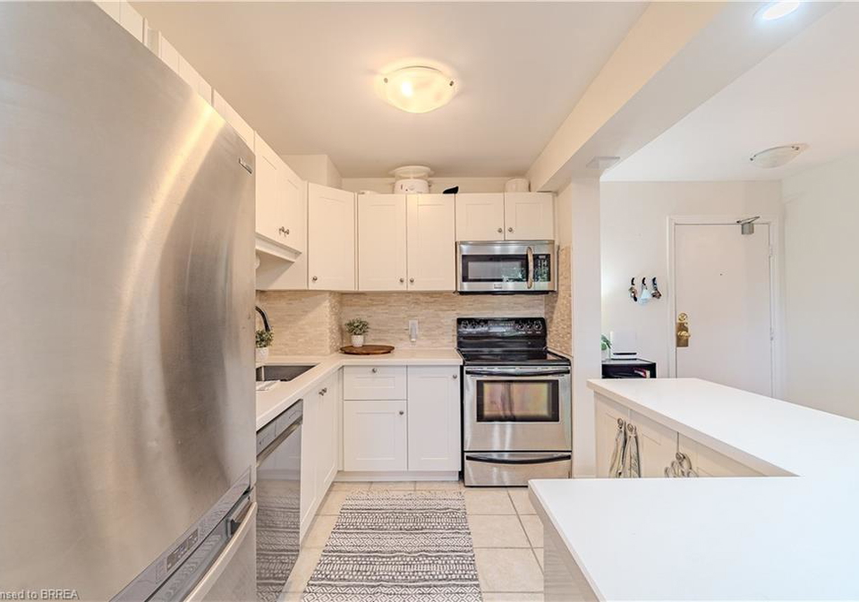 648-grey-street-brantford-ontario-40798410